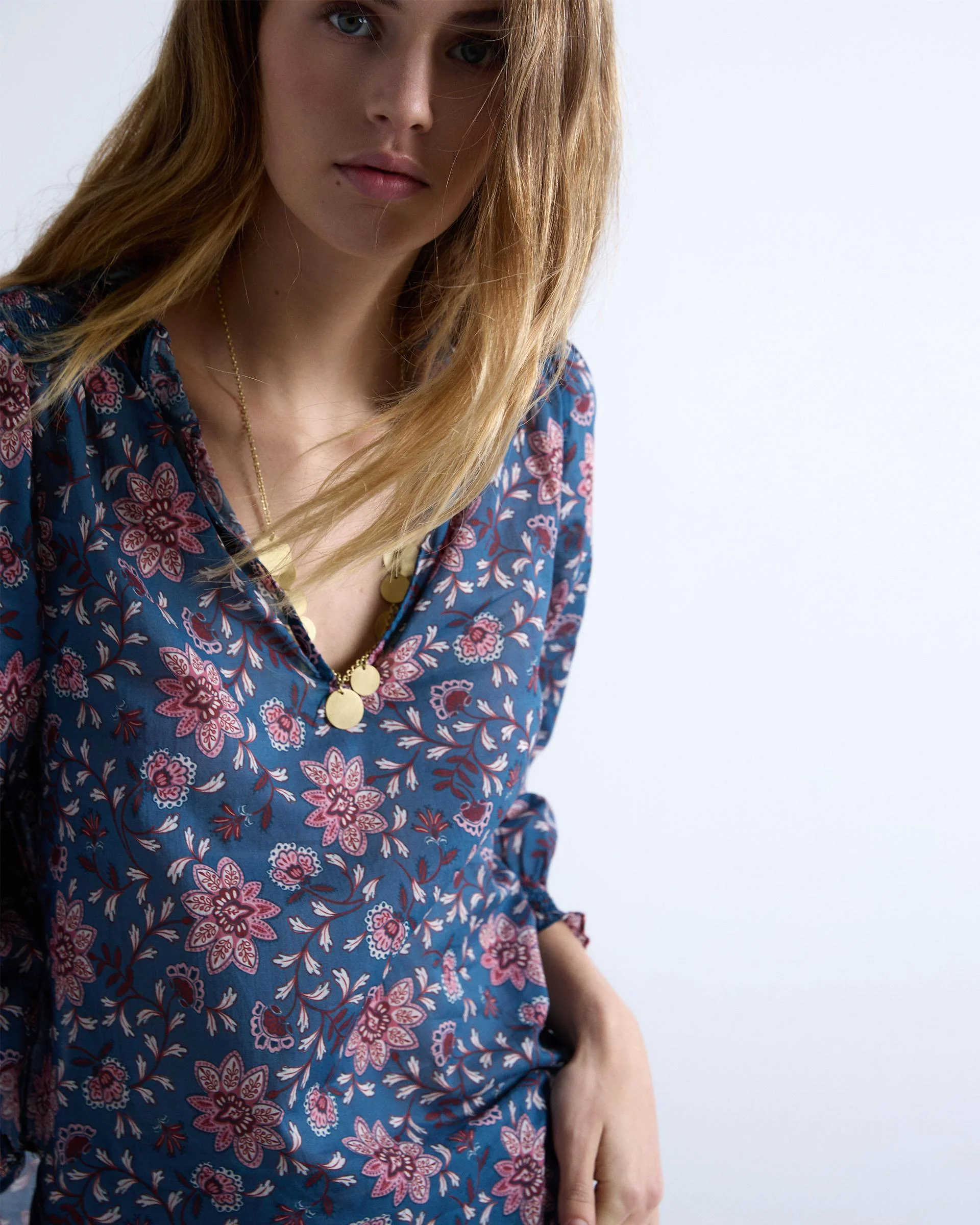 Blusa Estampado Floral Azul - Image 3
