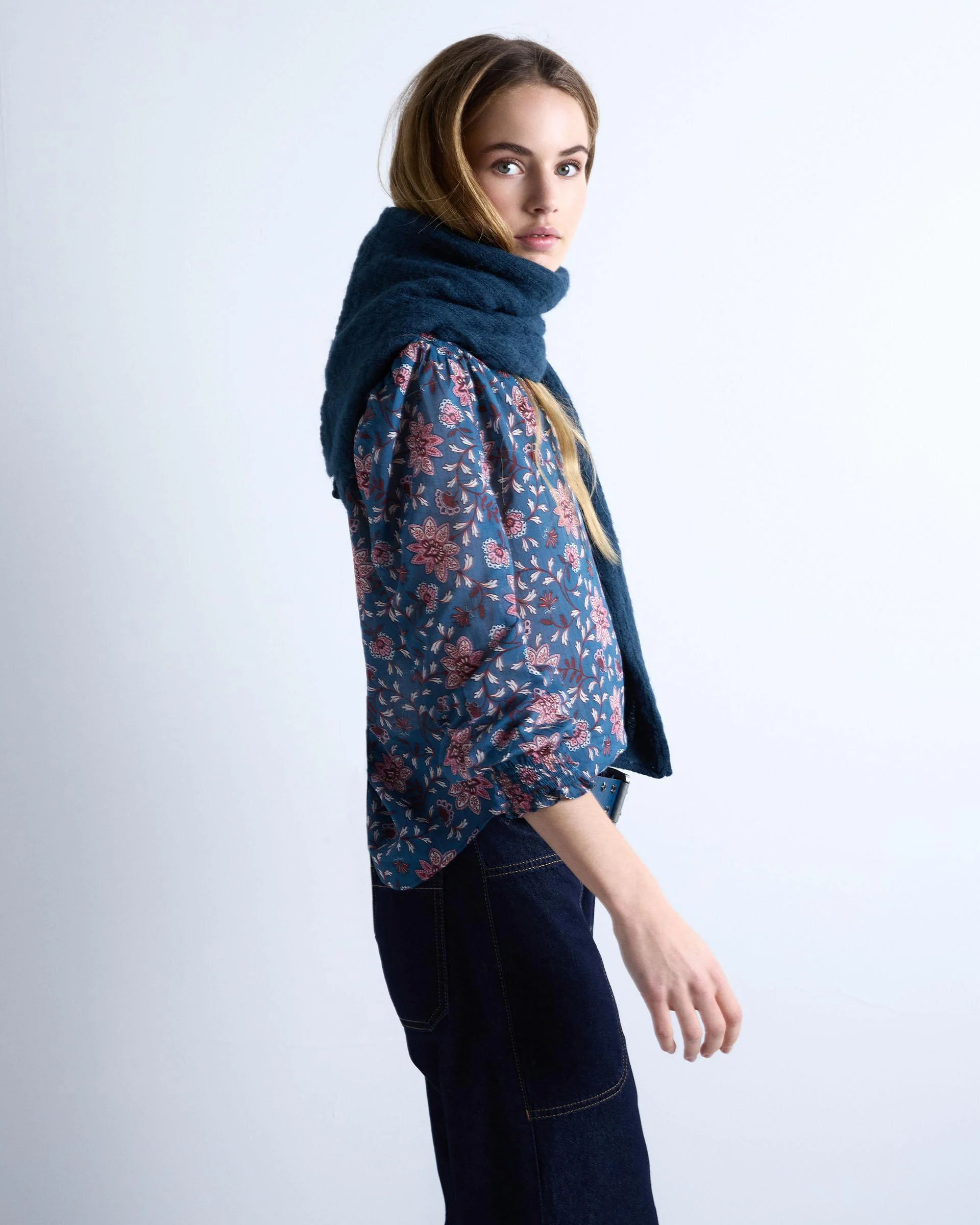 Blusa Estampado Floral Azul - Image 4