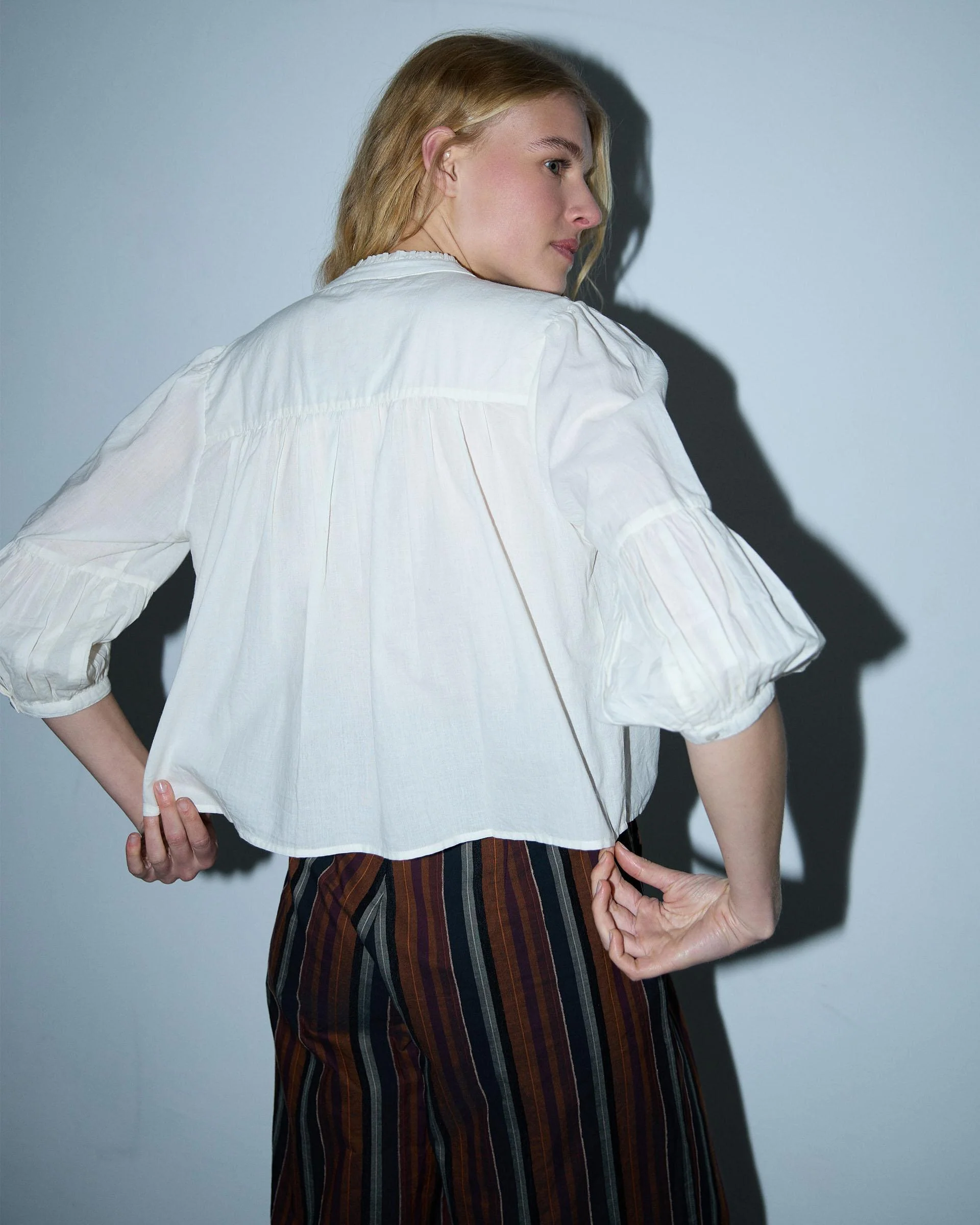 Blusa Jaretas Abalorios Blanca - Image 6