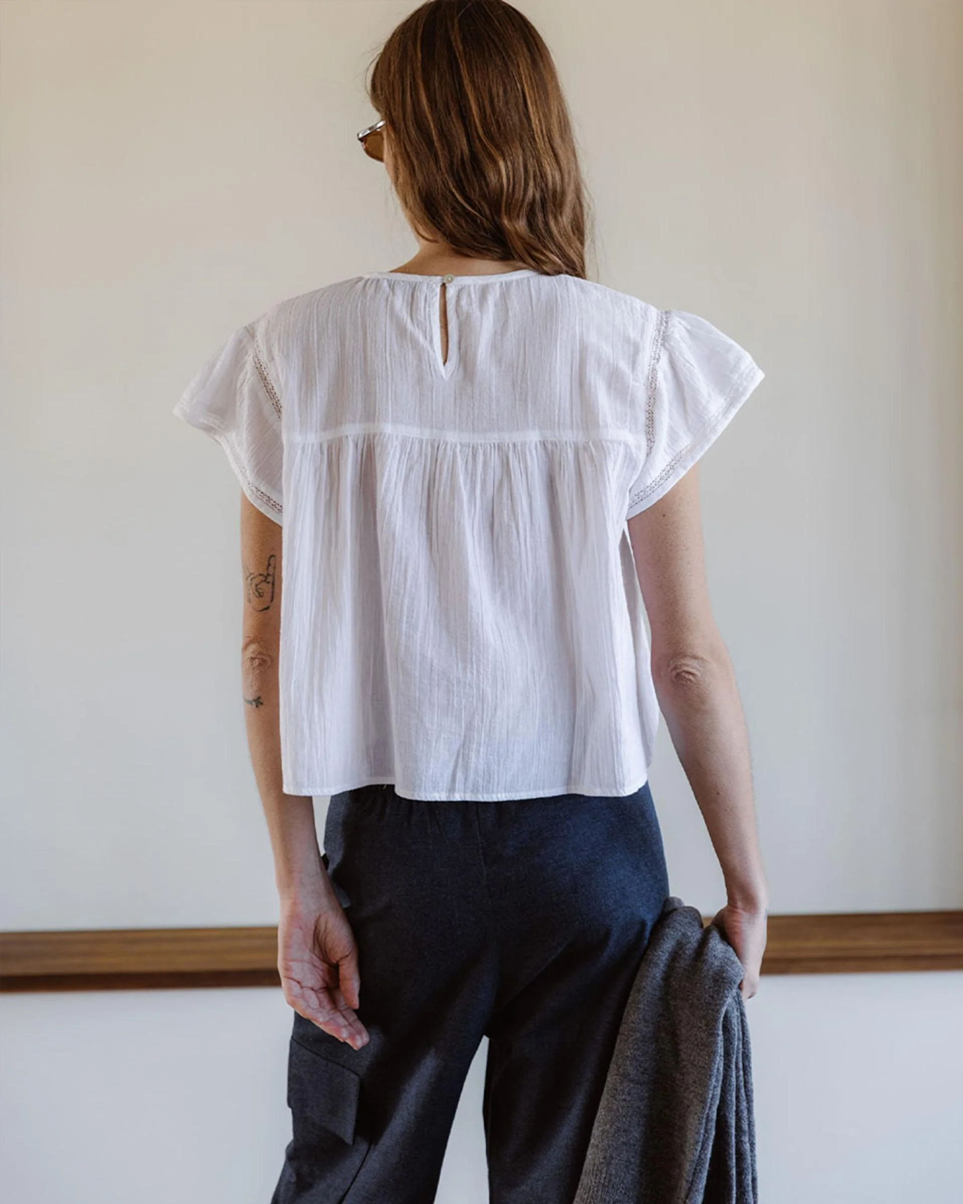 Blusa Manga Corta Puntillas Delantero Blanca - Image 7