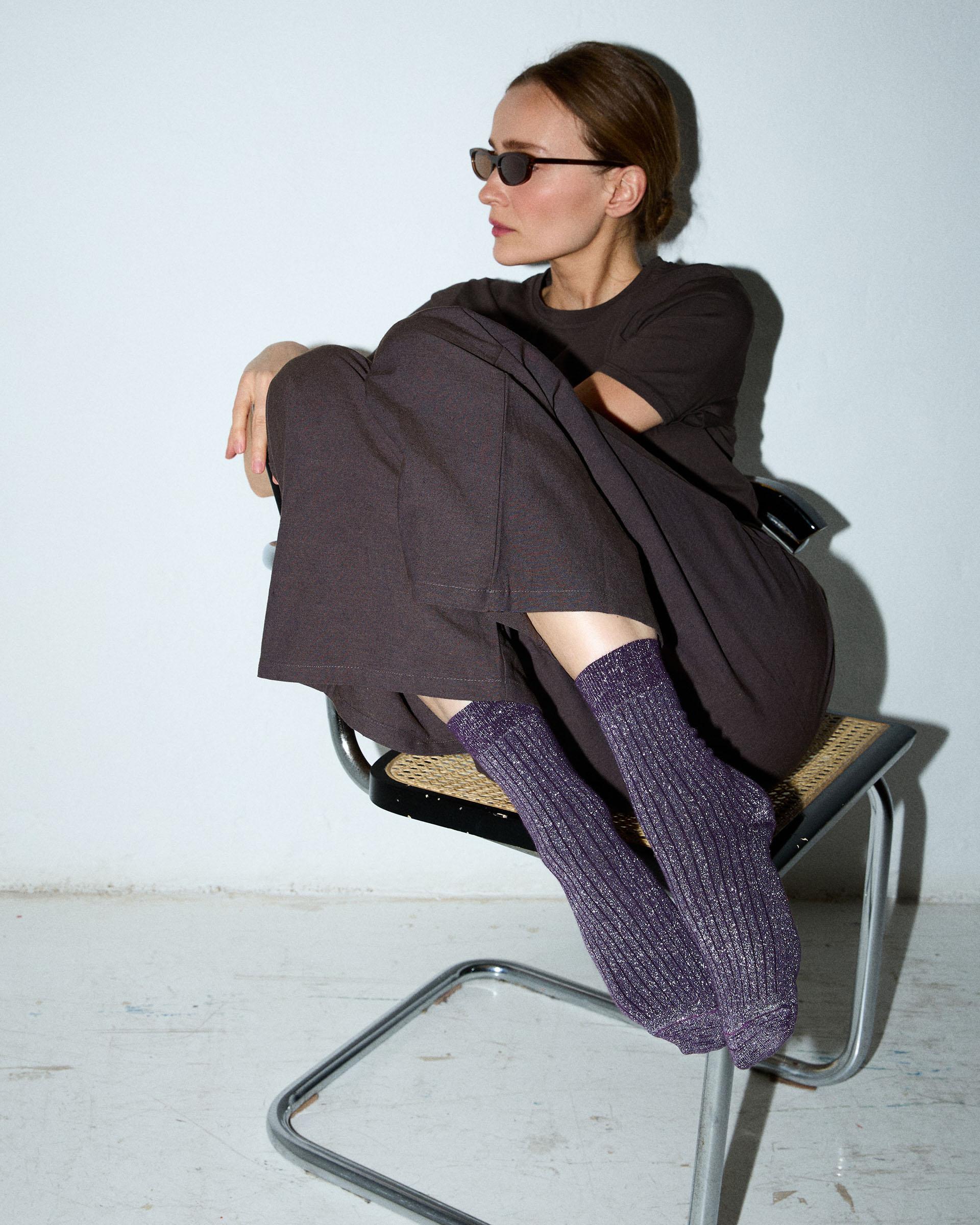 Calcetines Media Caña Lurex Morado - Image 3