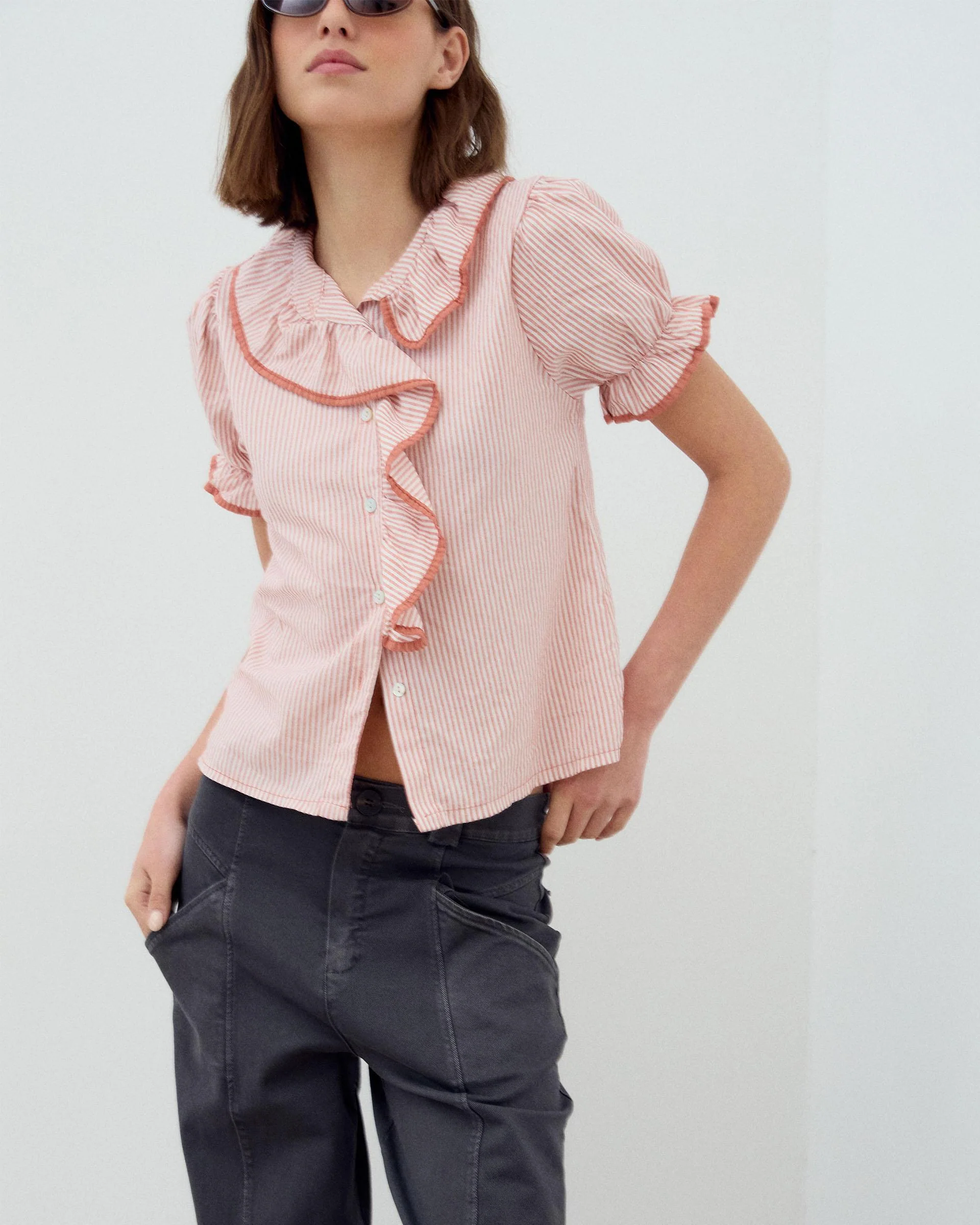 Camisas y blusas