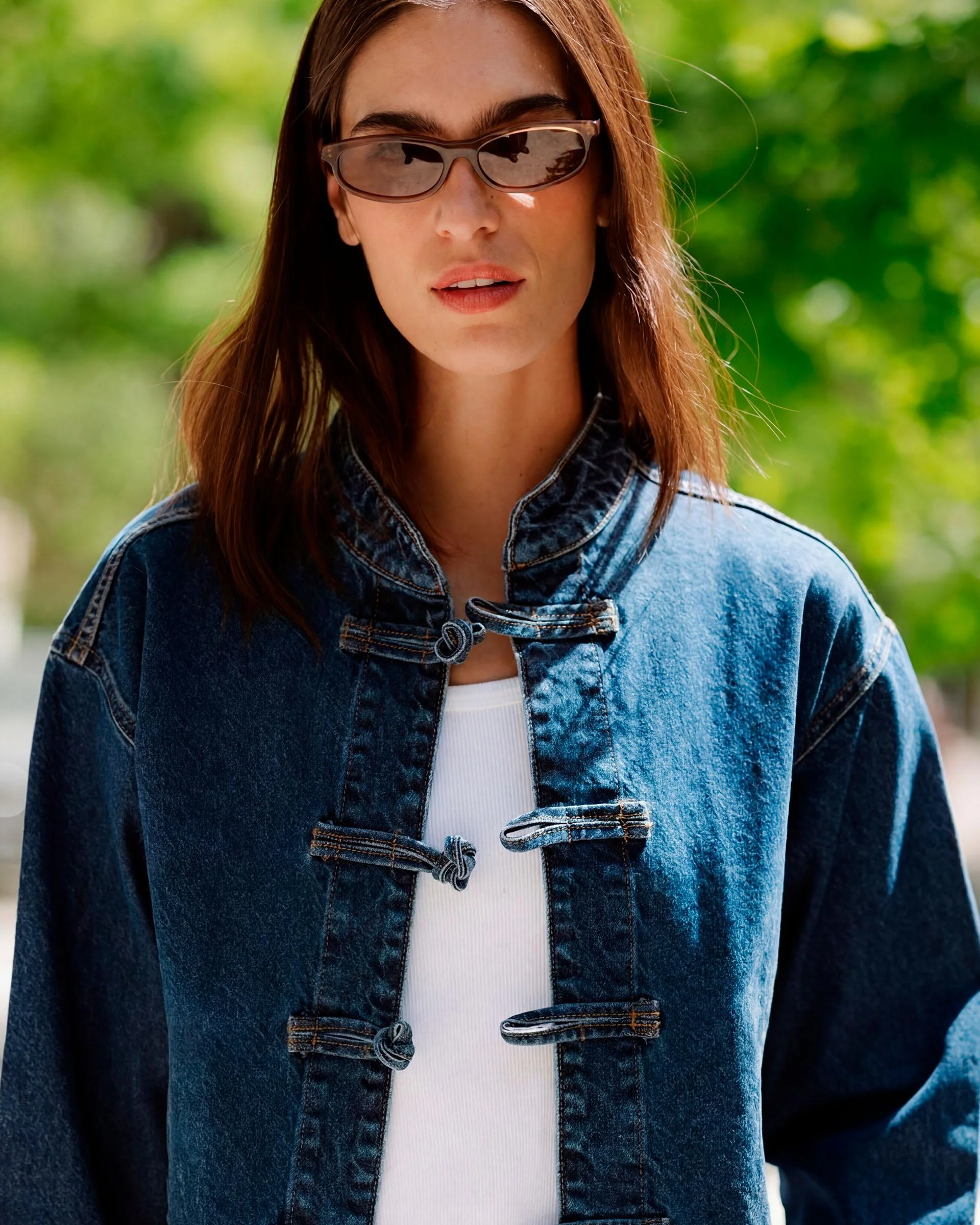 Cazadora Denim Alamares Azul - Image 5