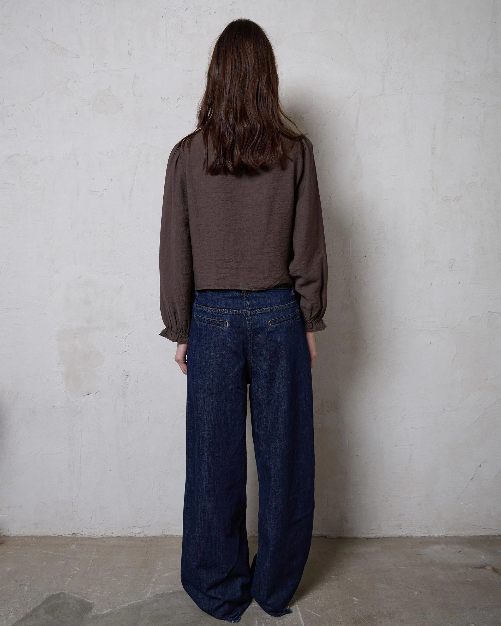 Jeans Bolsillos Plastón Azul Oscuro - Image 6