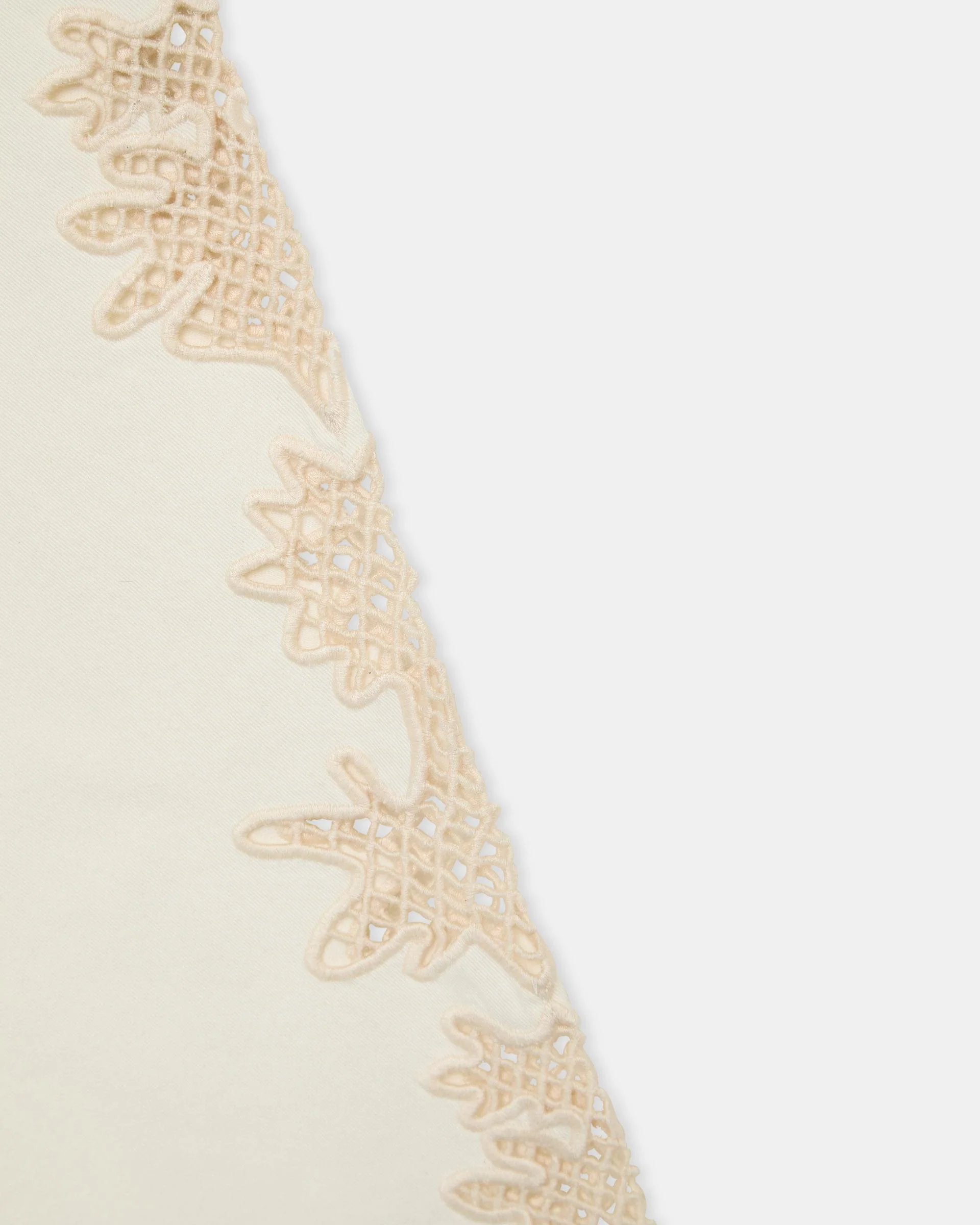 Jeans Detalle Crochet Blanco - Image 8