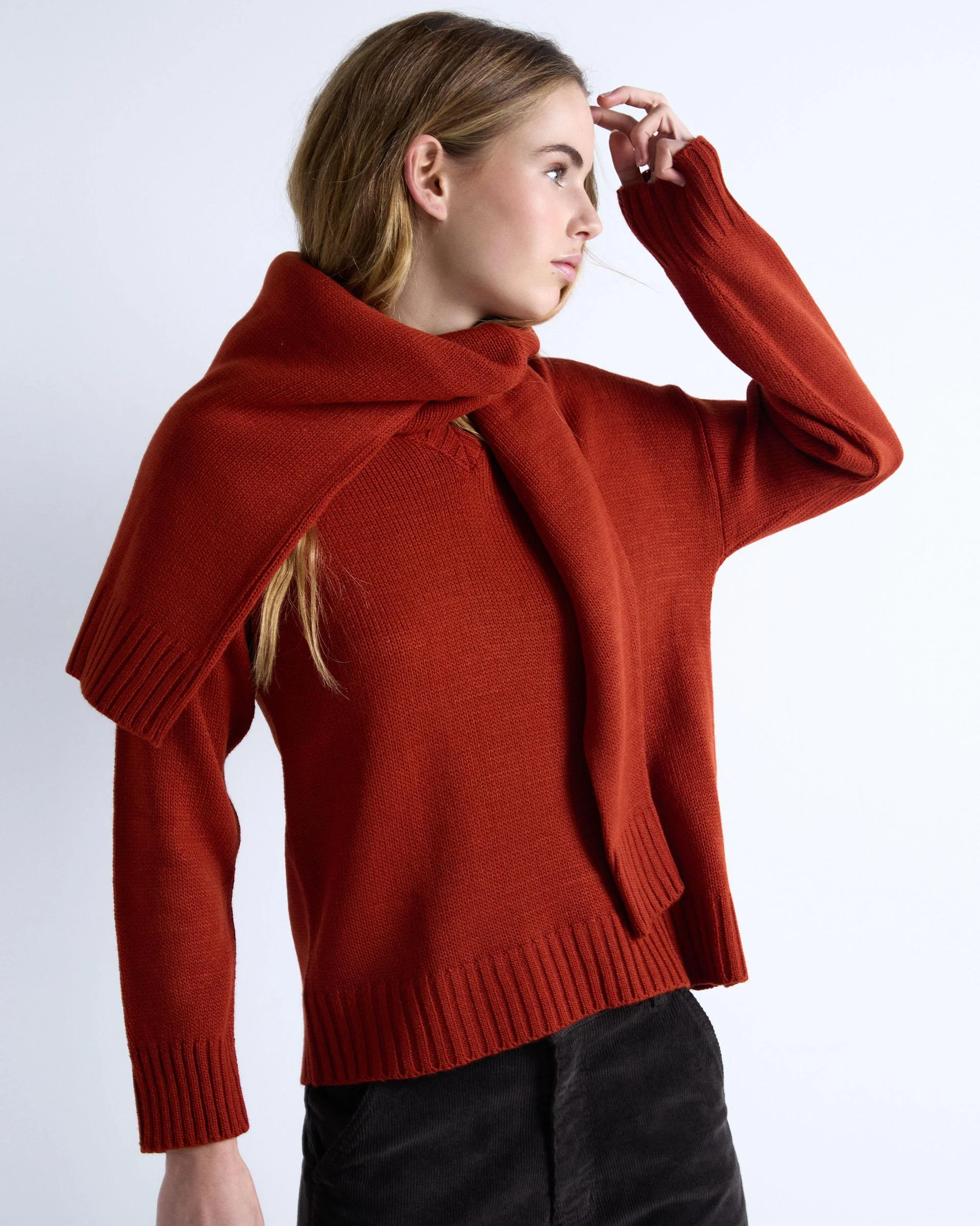 Jersey Cuello Pico Rib Naranja - Image 4