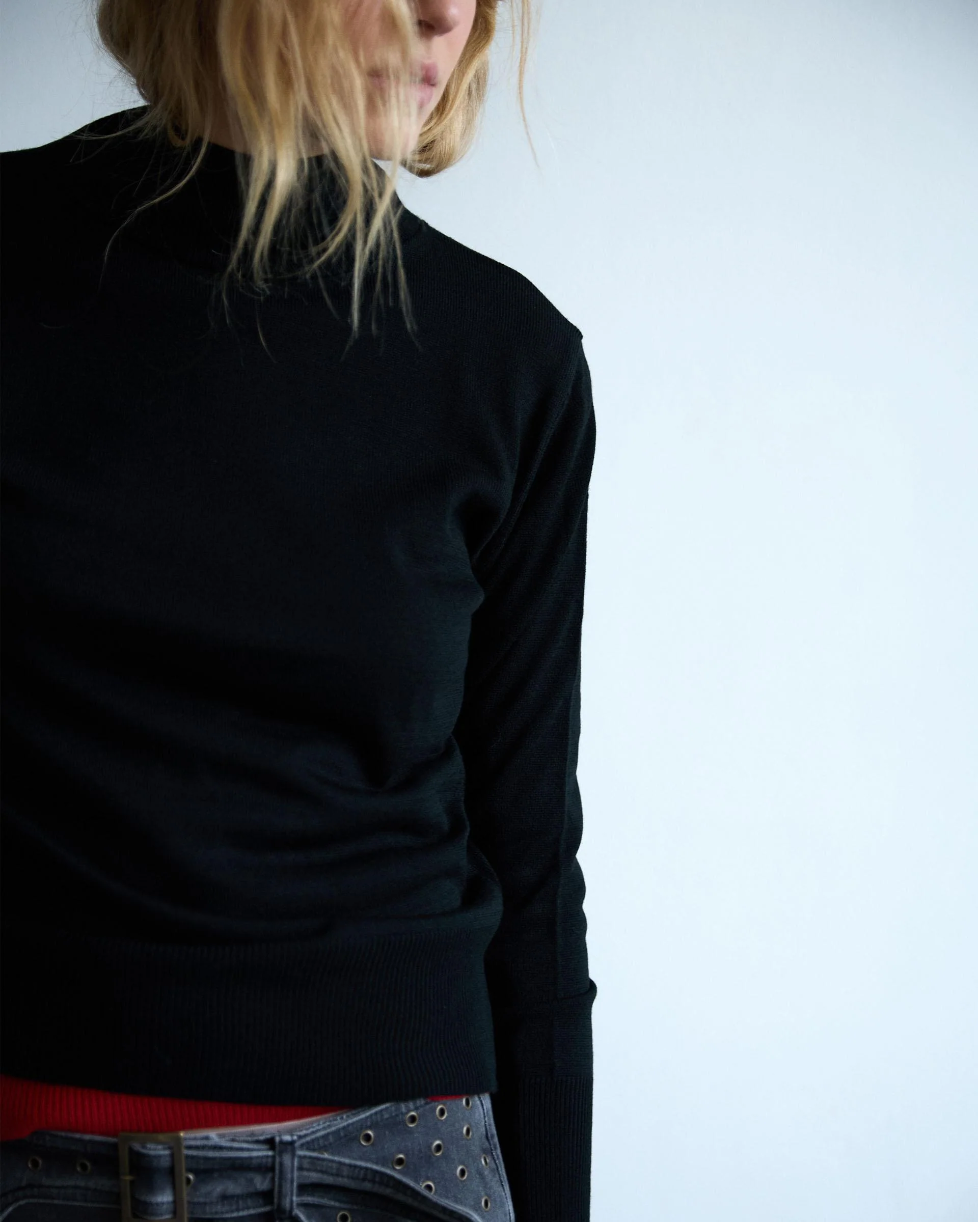 Jersey Punto Fino Cuello Alto Negro - Image 3
