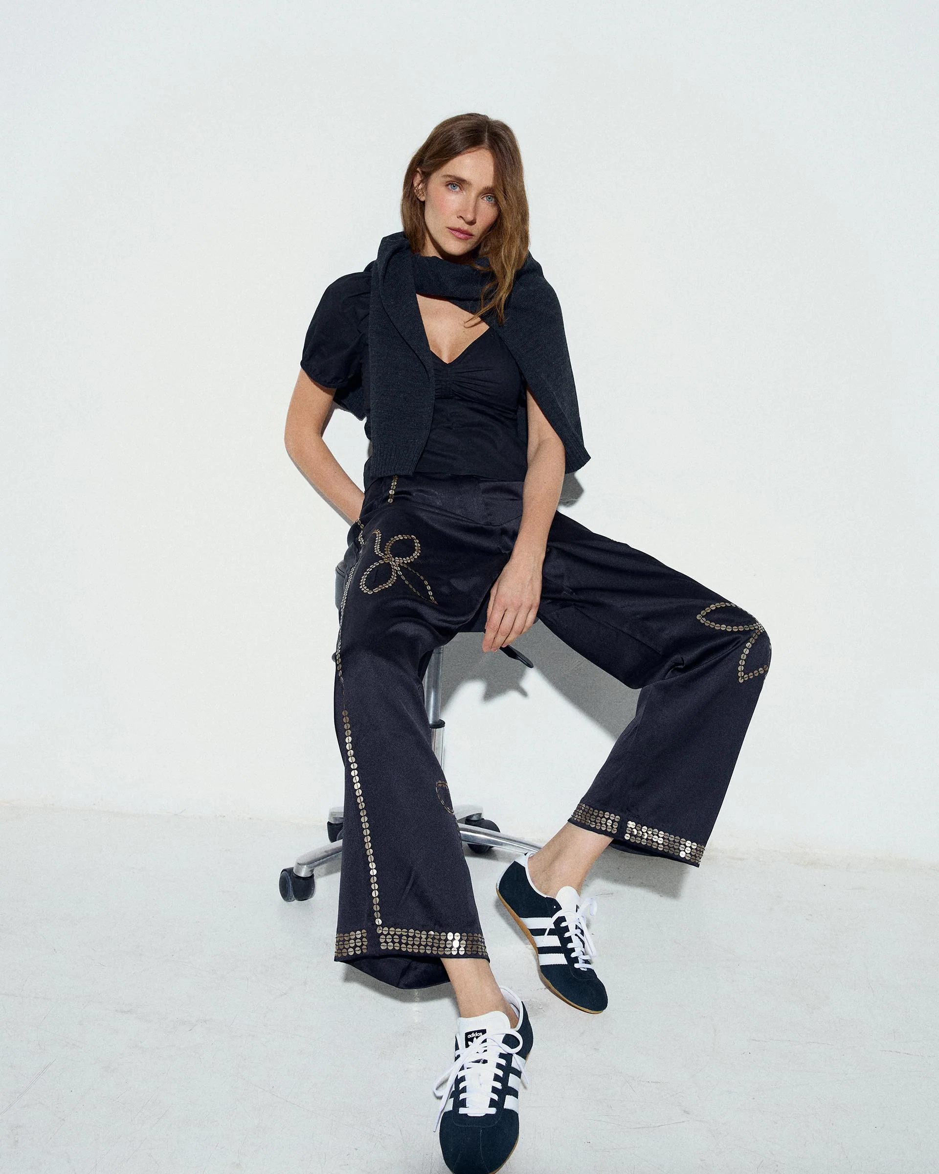 Pantalón Satinado Lentejuelas Negro - Image 4