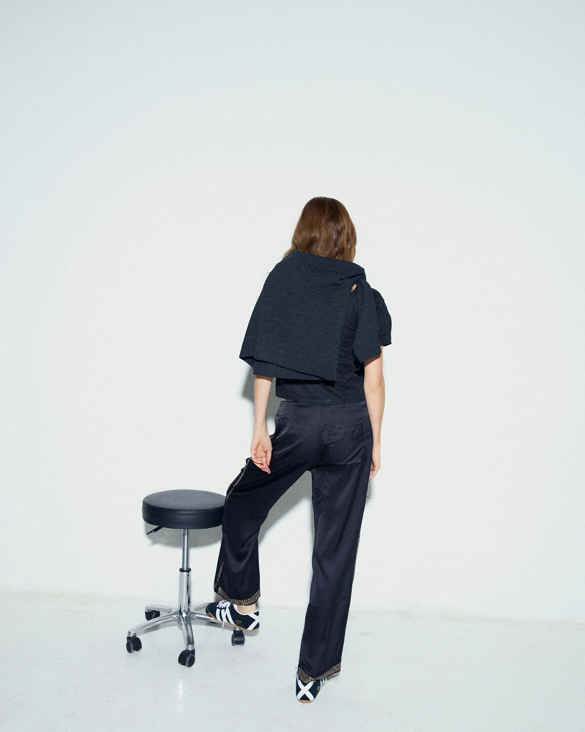 Pantalón Satinado Lentejuelas Negro - Image 6