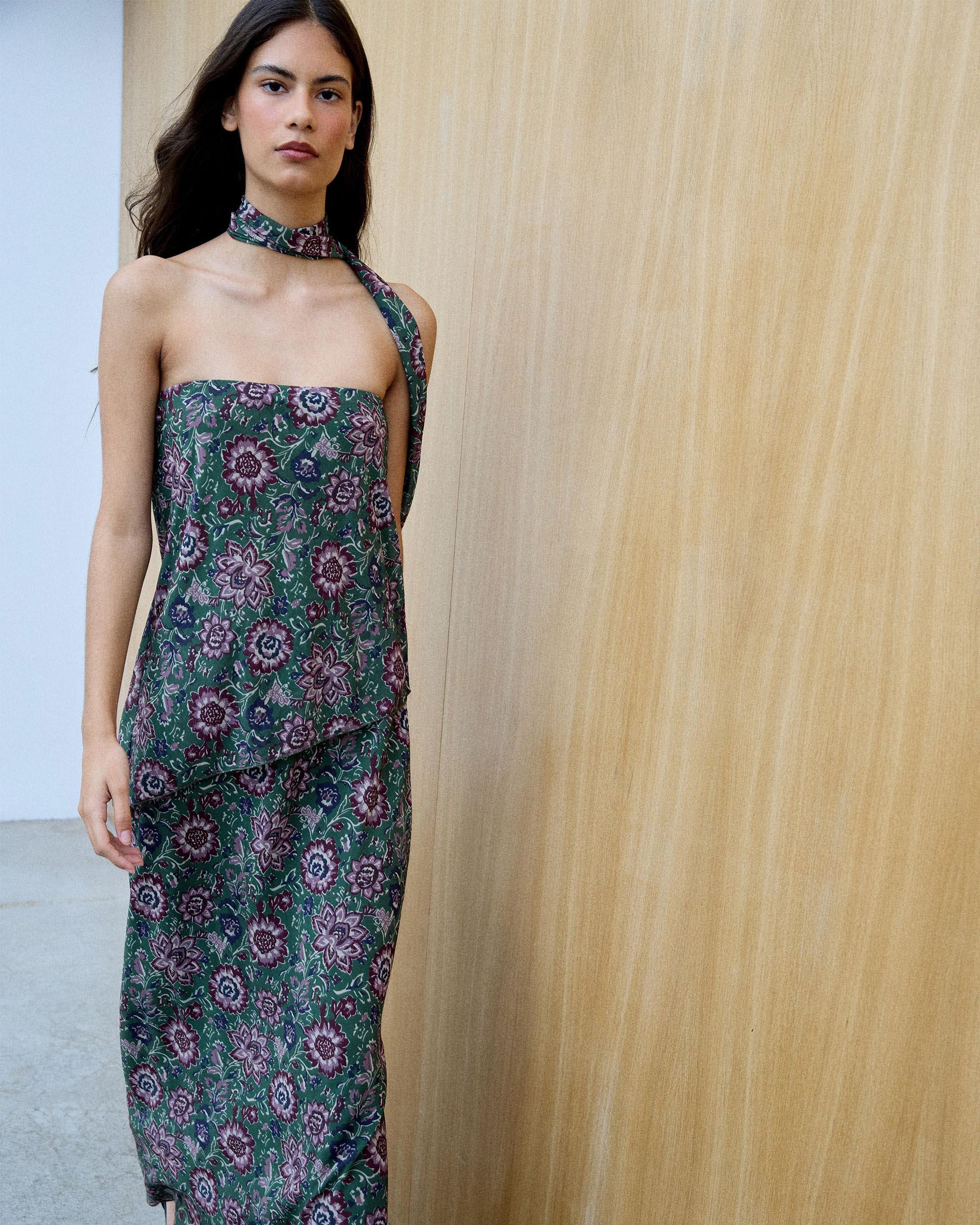 Vestido Corte Diagonal Estampado Verde - Image 3